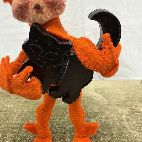 VTG Annalee Dolls. 5" Orange Elf w/Black Cat Cookie Cutter.  1995 - Picture 3 of 4